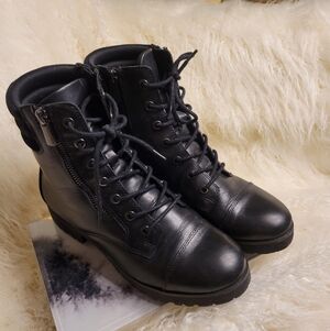 Easy Spirit EVOLVE Black leather Boots Sz 8